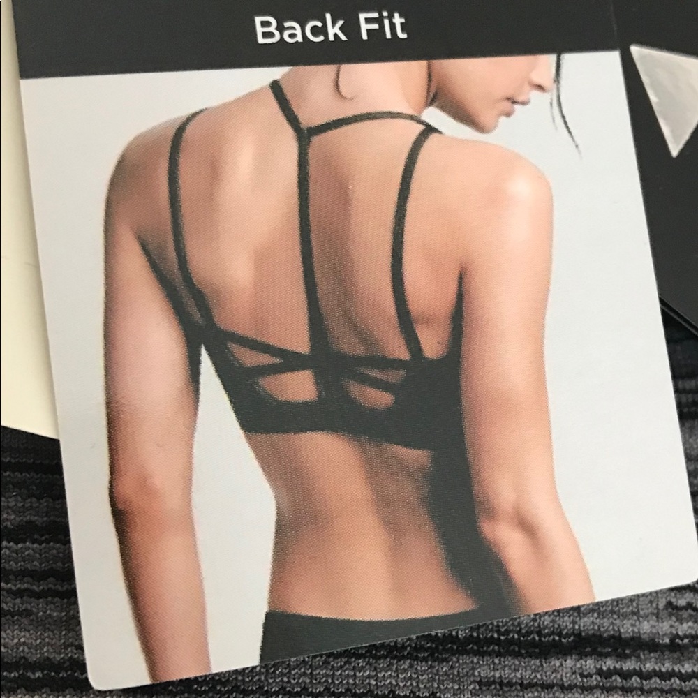 Balance Tech Performance Cross Front Seamless Bra